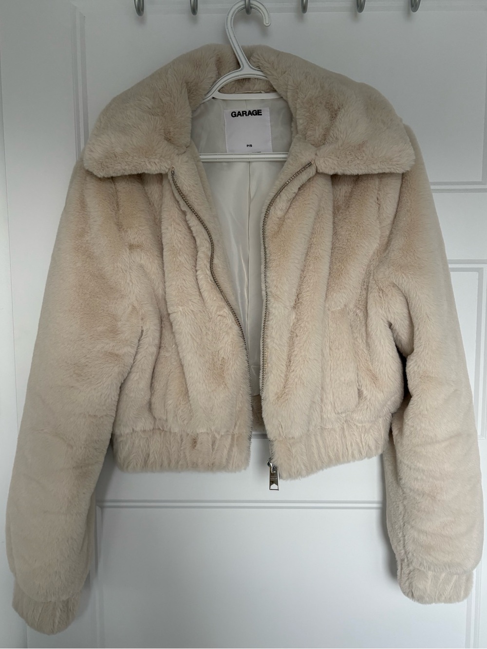 GARAGE | Cropped faux fur coat